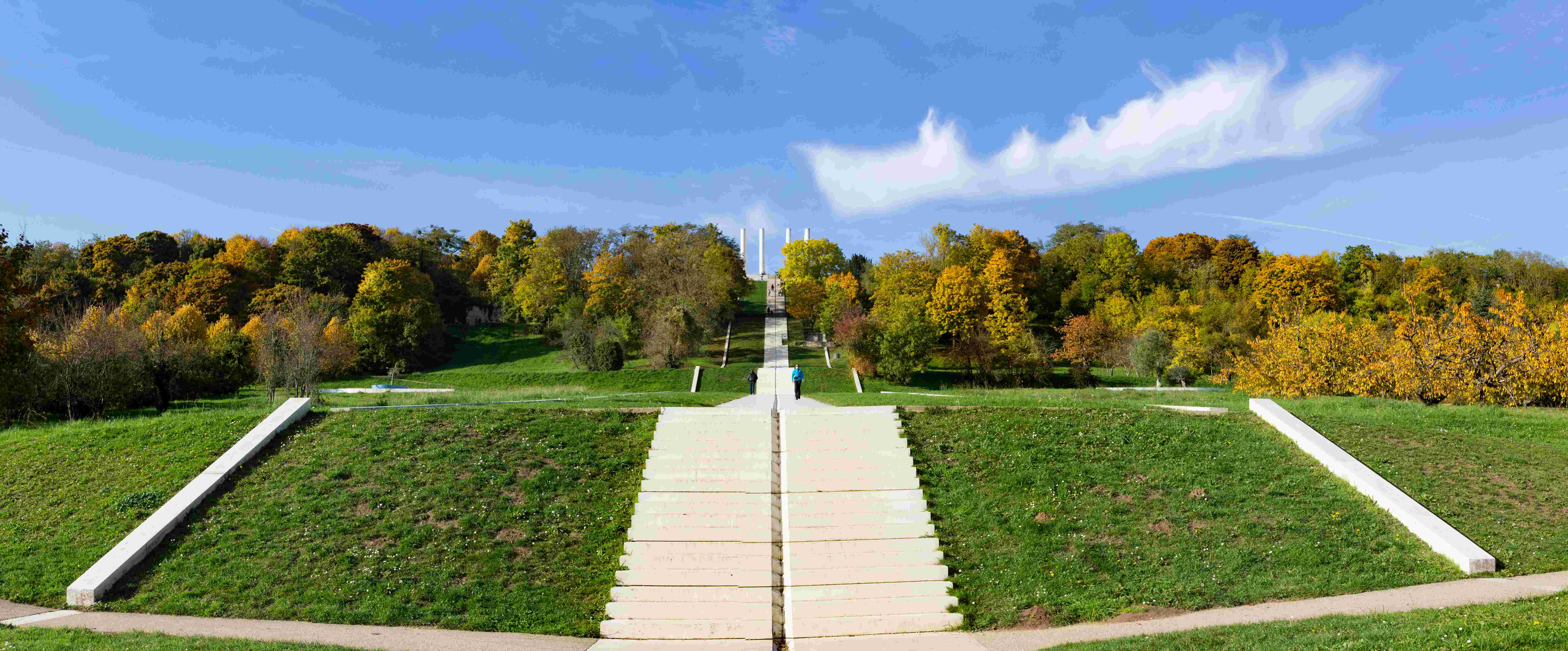 L'Axe majeur, une sculpture du paysage qui évolue au gré des saisons.